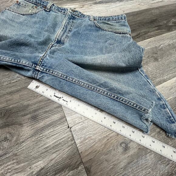 Vintage 90s Levis 550 Red Tab Light Wash Blue Mens 38 Relaxed Fit Denim Shorts - Picture 7 of 10